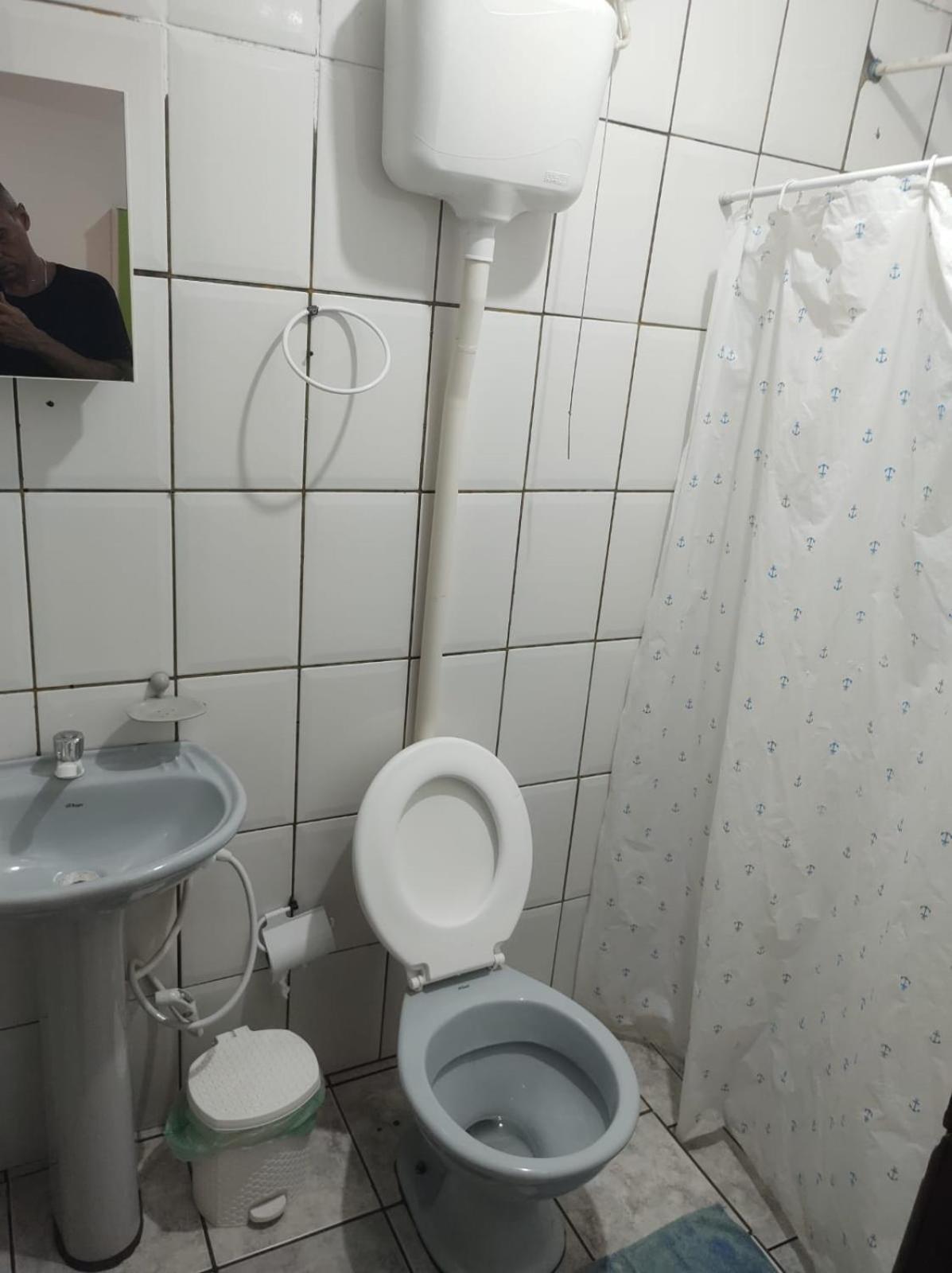 Apartamento Em 安格拉杜斯雷斯 外观 照片