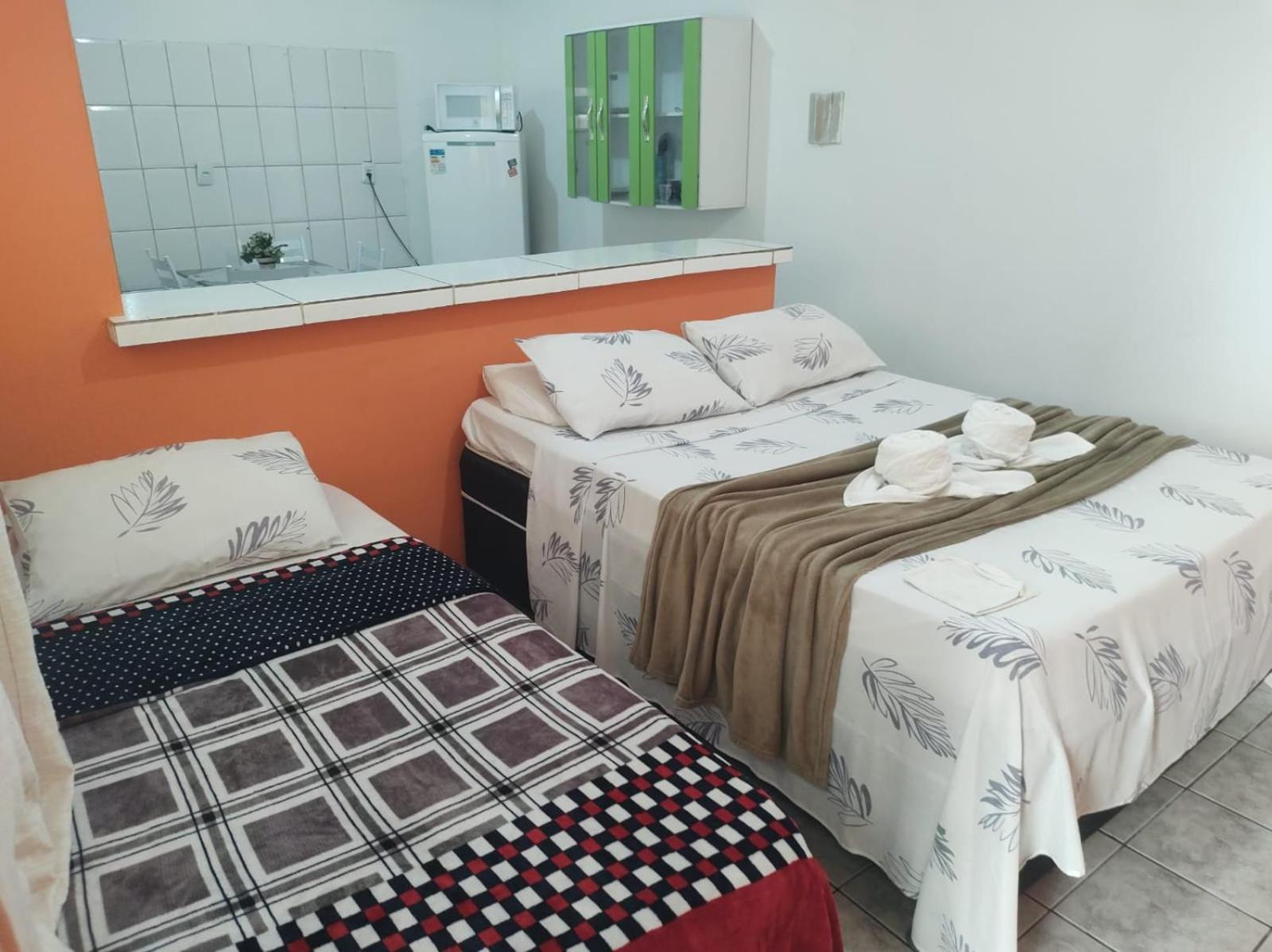 Apartamento Em 安格拉杜斯雷斯 外观 照片