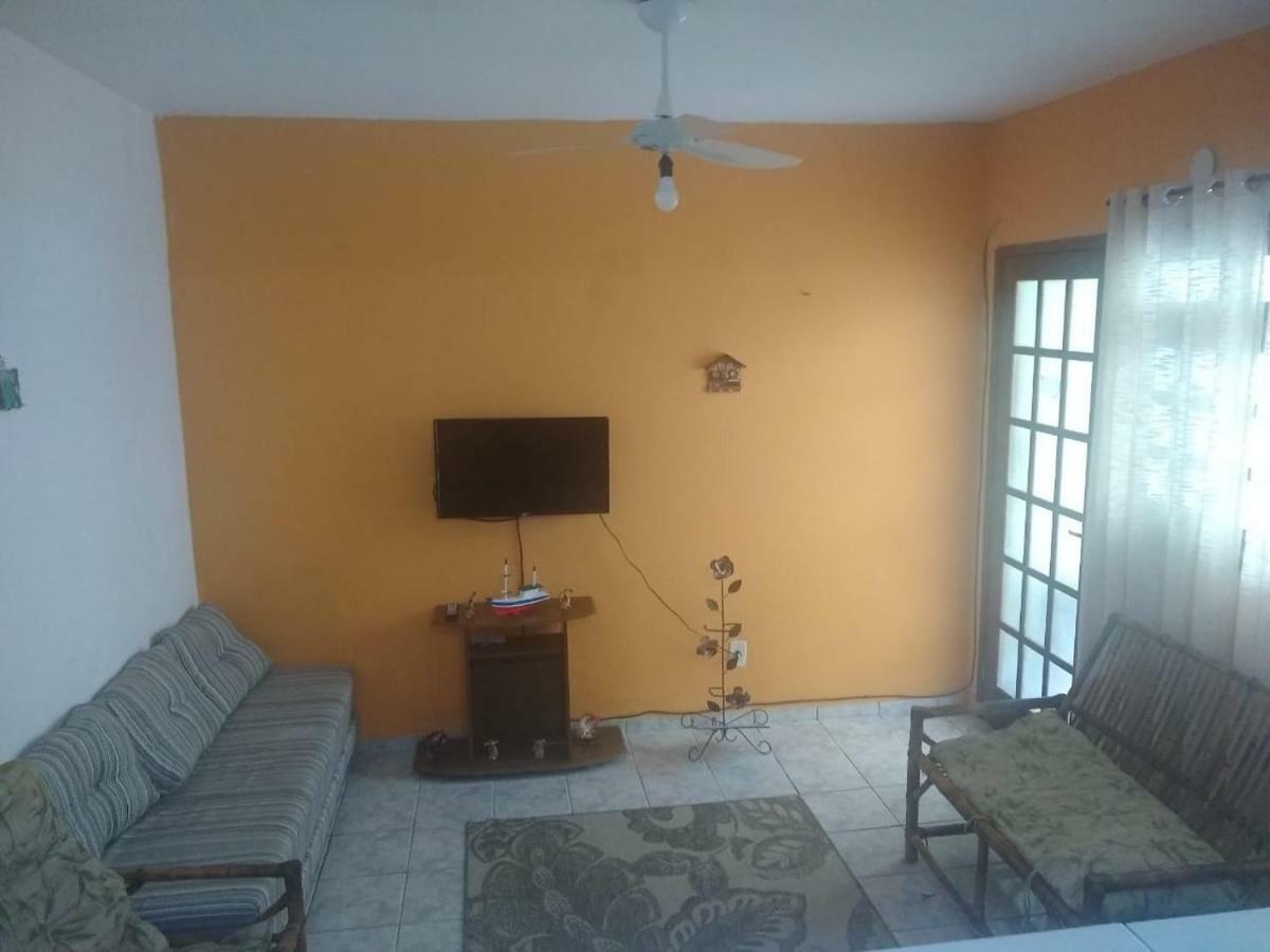Apartamento Em 安格拉杜斯雷斯 外观 照片
